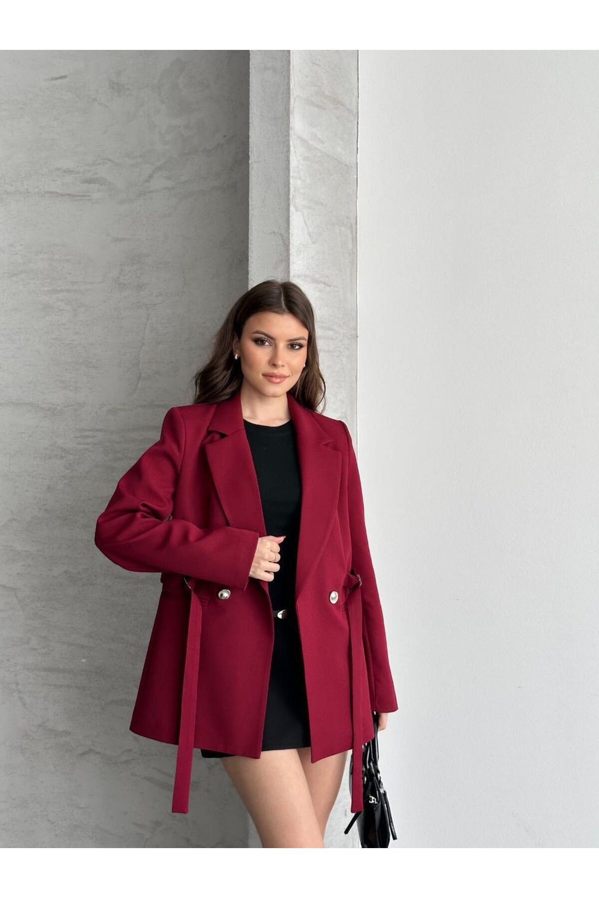 BEL AYARLI KEMERLİ CEKET