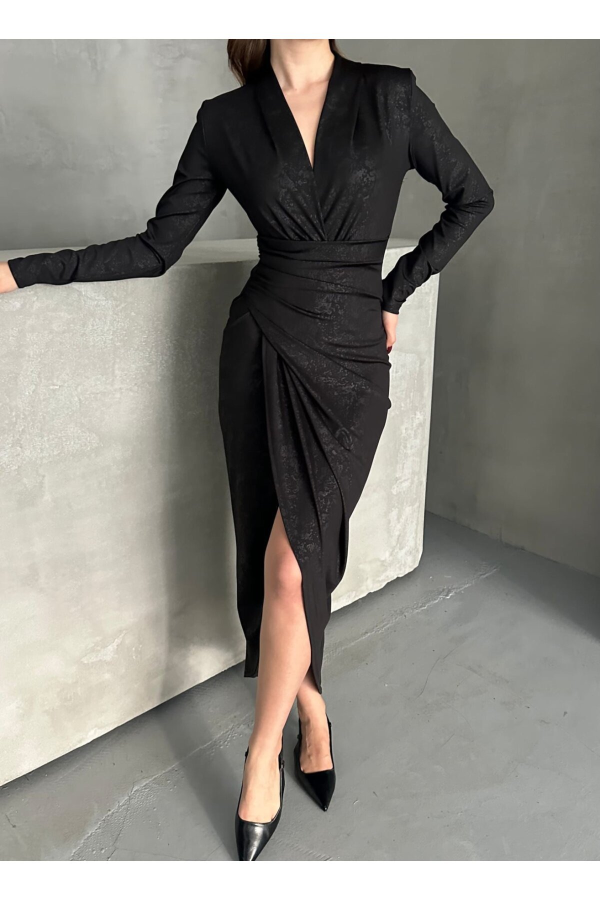 Drape Detaylı Midi Elbise