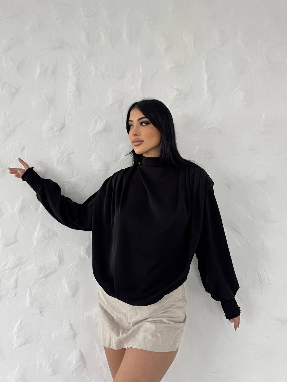 Vatkalı Dökümlü Bluz