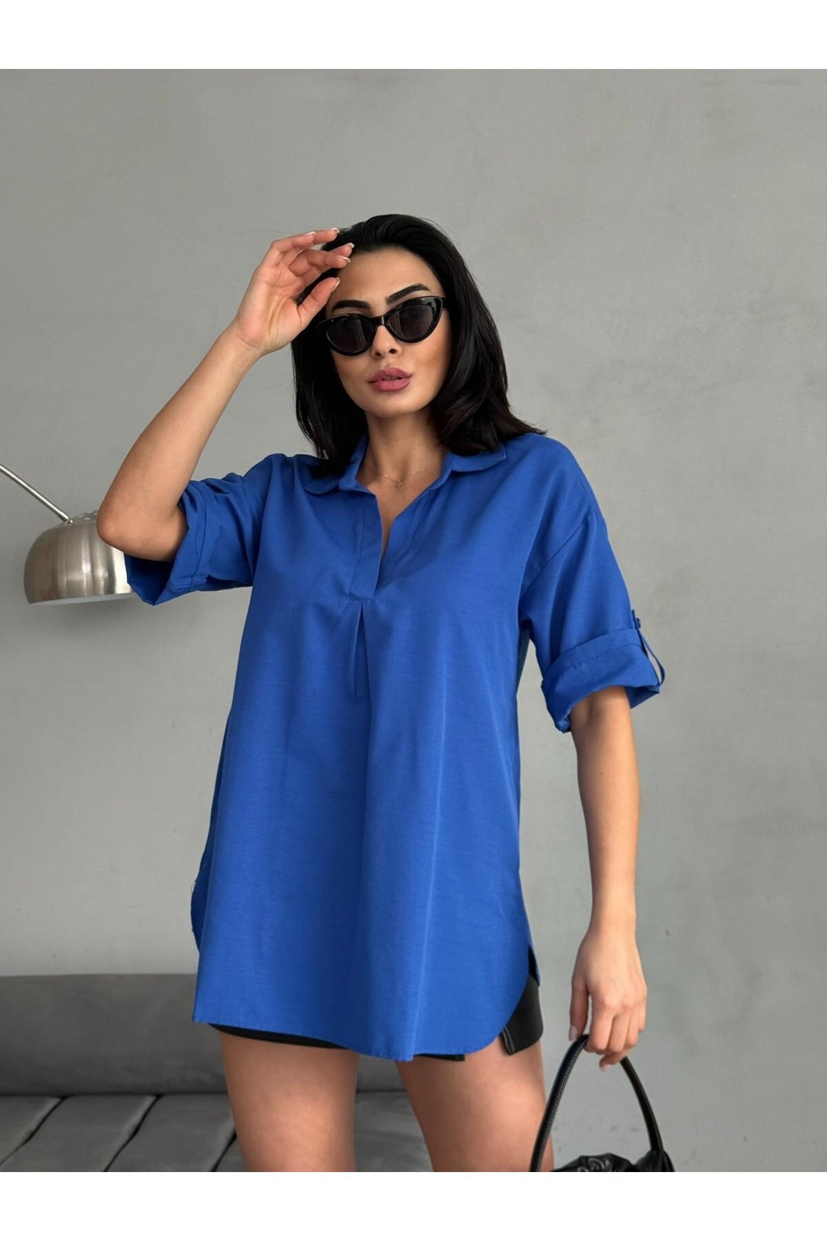 Yırtmaç Detaylı Tunik Gömlek