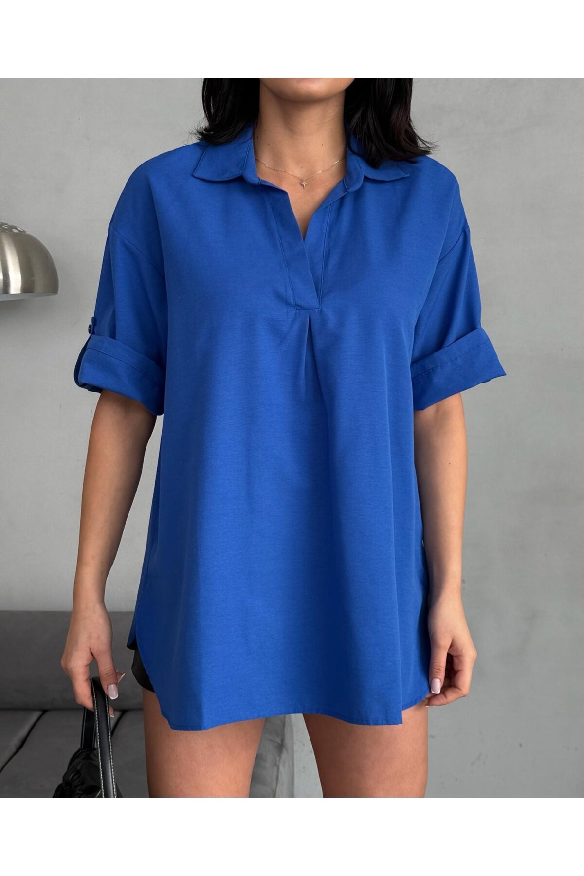 Yırtmaç Detaylı Tunik Gömlek