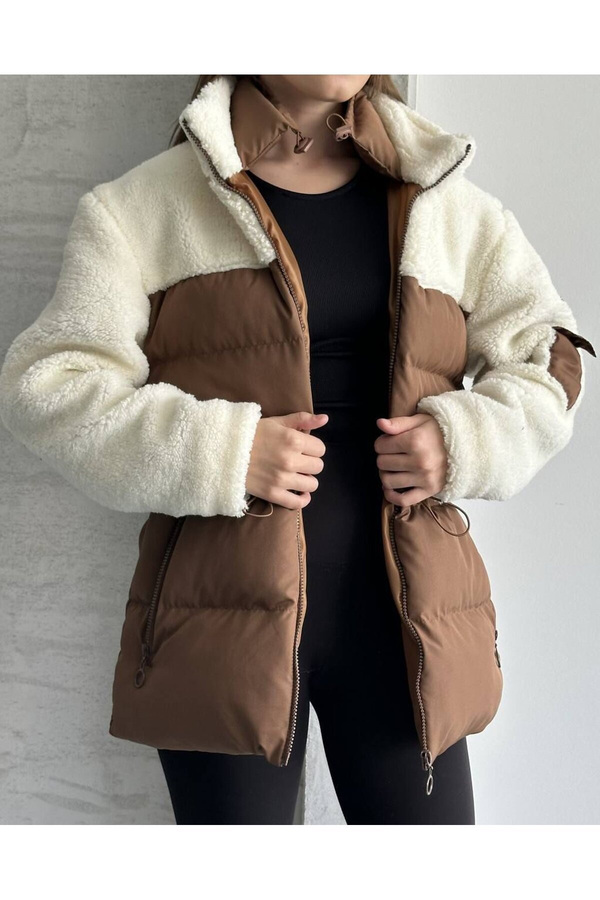 KAPÜTONE SÜET DETAY MONT