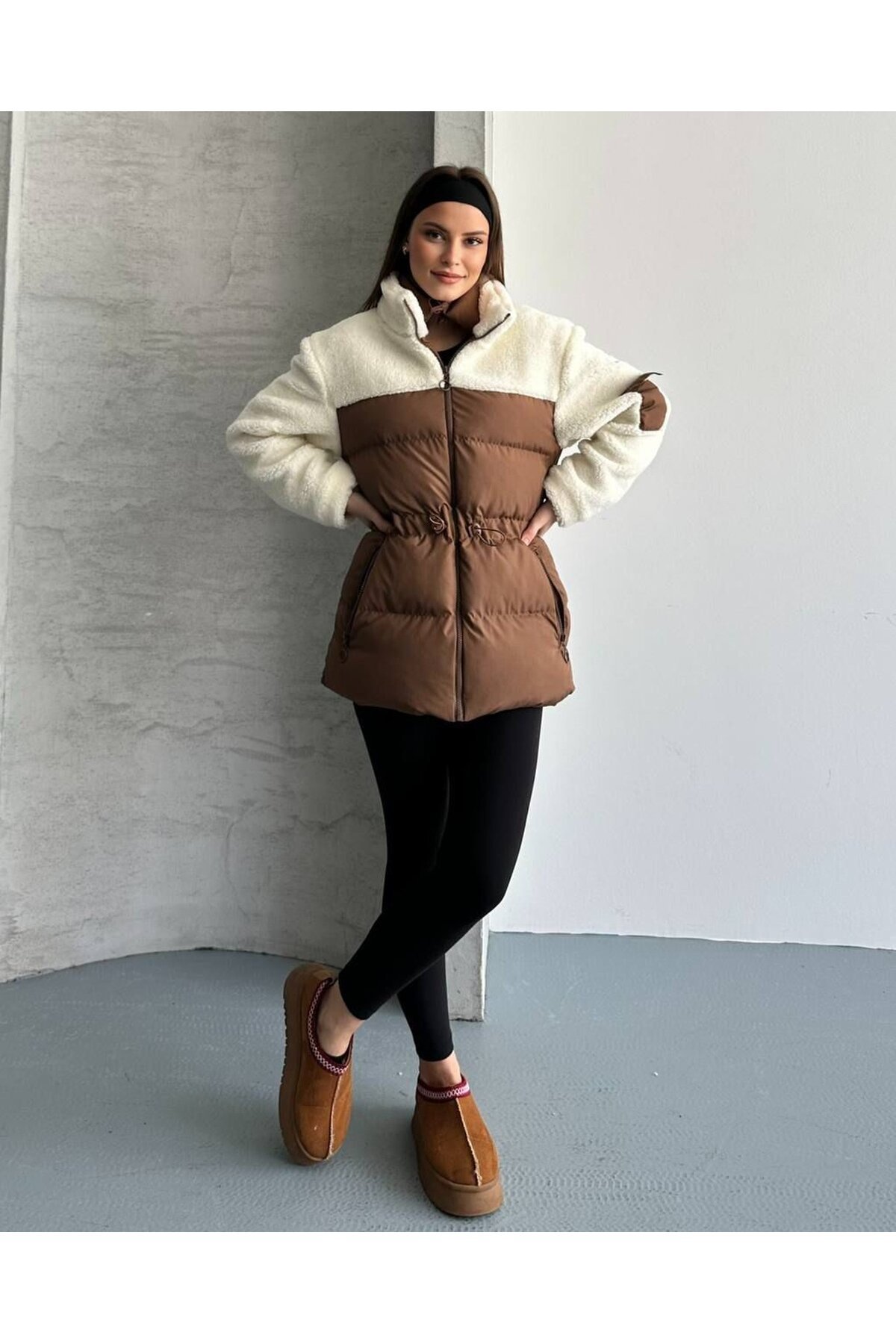 KAPÜTONE SÜET DETAY MONT