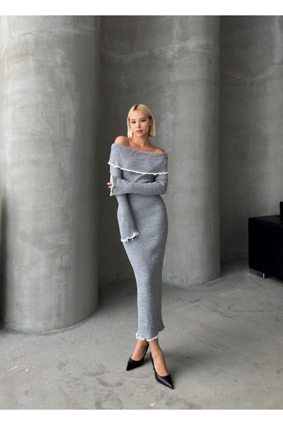 KAYIK YAKA TRİKO ŞERİTLİ ELBİSE