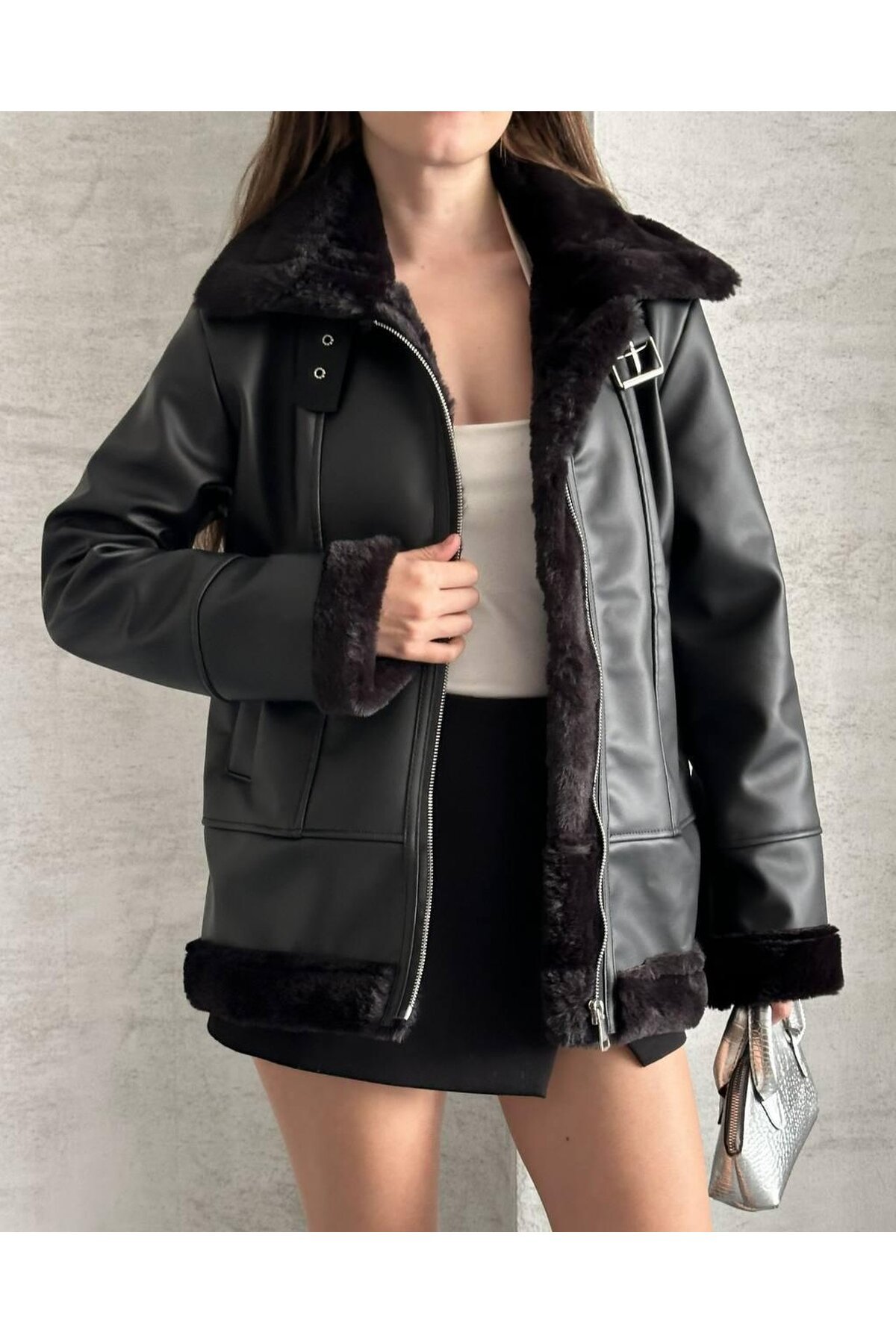 KOL YAKA ETEK KÜRK DETAYLI DERİ MONT