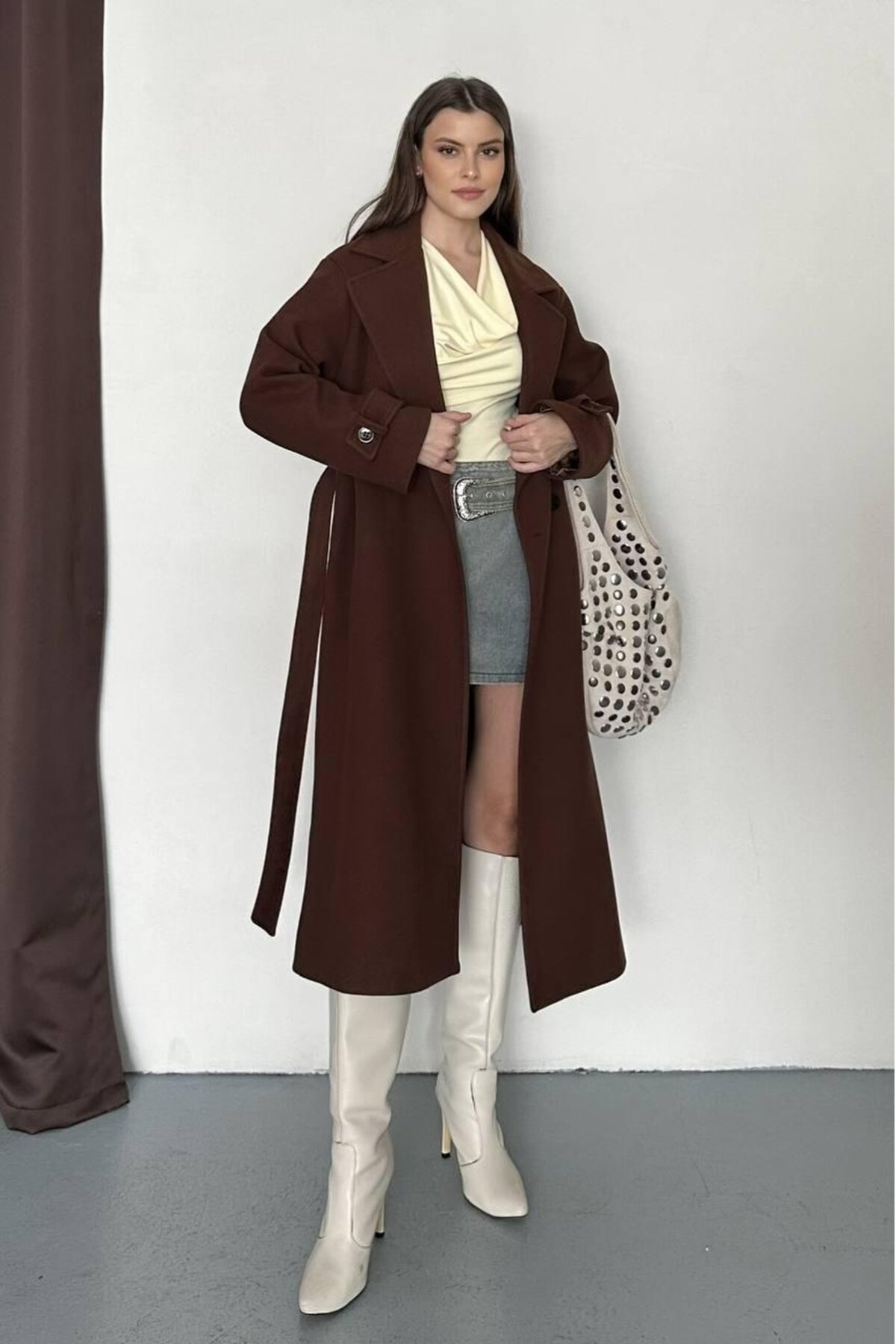 KUŞAKLI DÜĞME DETAYLI KAŞE KABAN