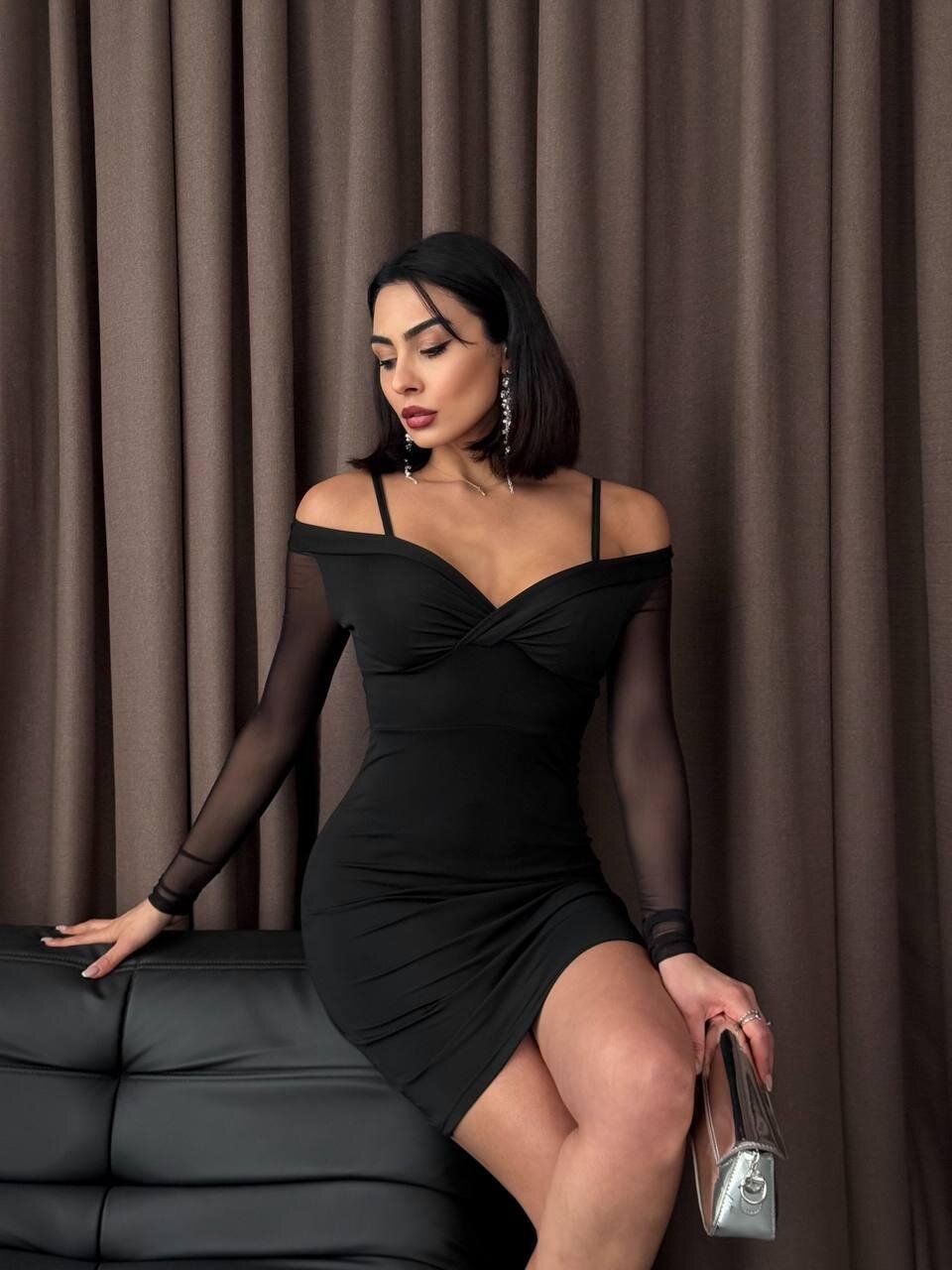 Omuz Detaylı Mini Elbise