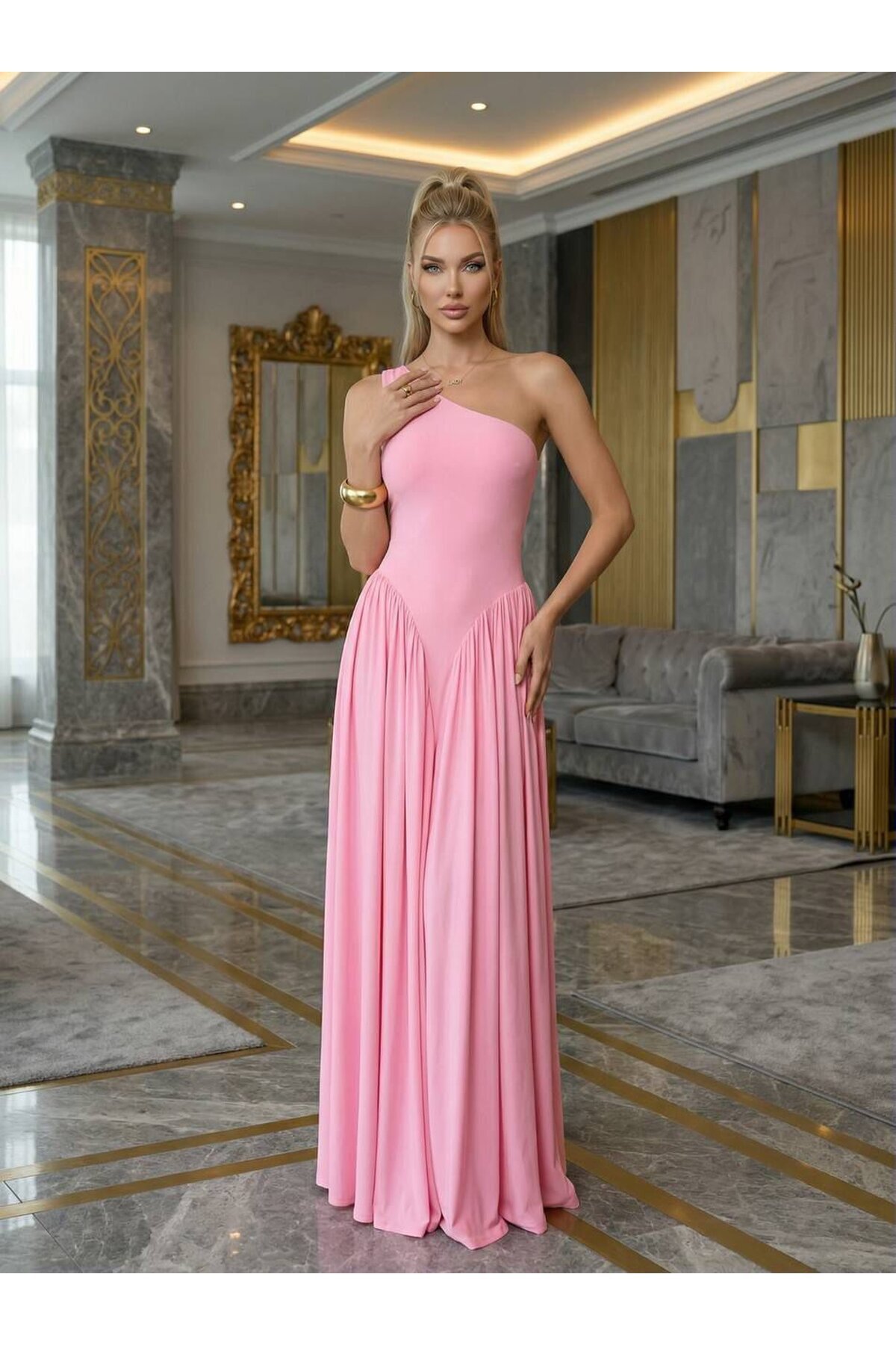 TEK OMUZ MAXİ BOY ELBİSE