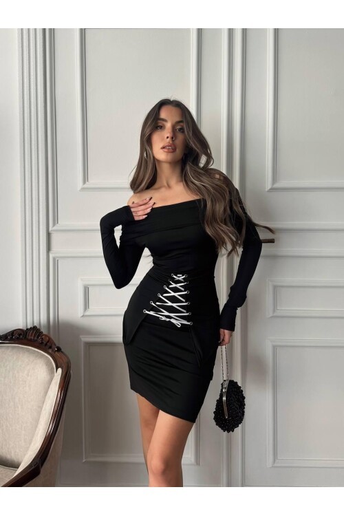 Bağcık Detaylı Straplez Elbise