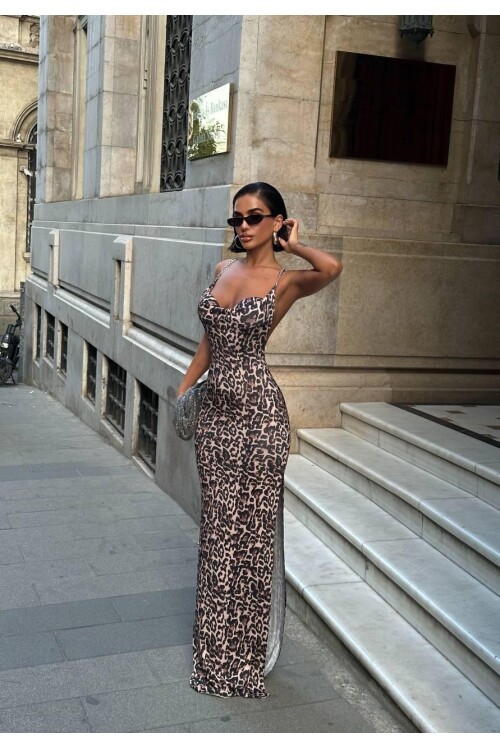 Gloplu Yırtmaçlı Elbise