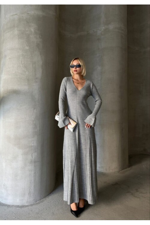 İNCE BEL V YAKA MAXİ TRİKO ELBİSE