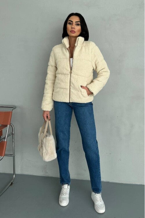 PELUŞ CEPLİ YUMOŞ CEKET