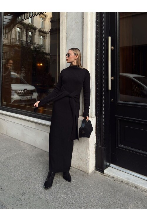 TRİKO BELDEN KUŞAK DETAYLI ELBİSE