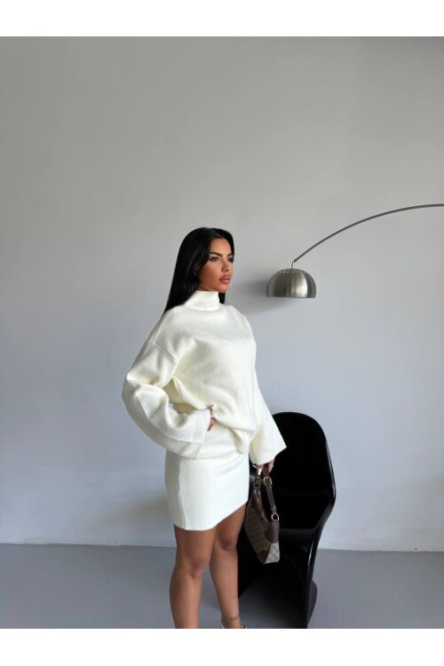 TRİKO ETEKLİ TAKIM