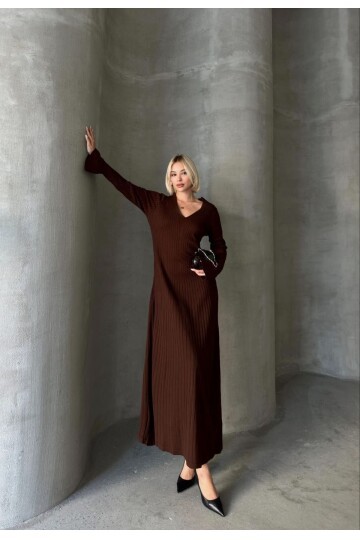 İNCE BEL V YAKA MAXİ TRİKO ELBİSE