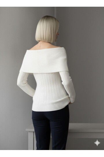 MADONNA YAKA TRİKO KAZAK